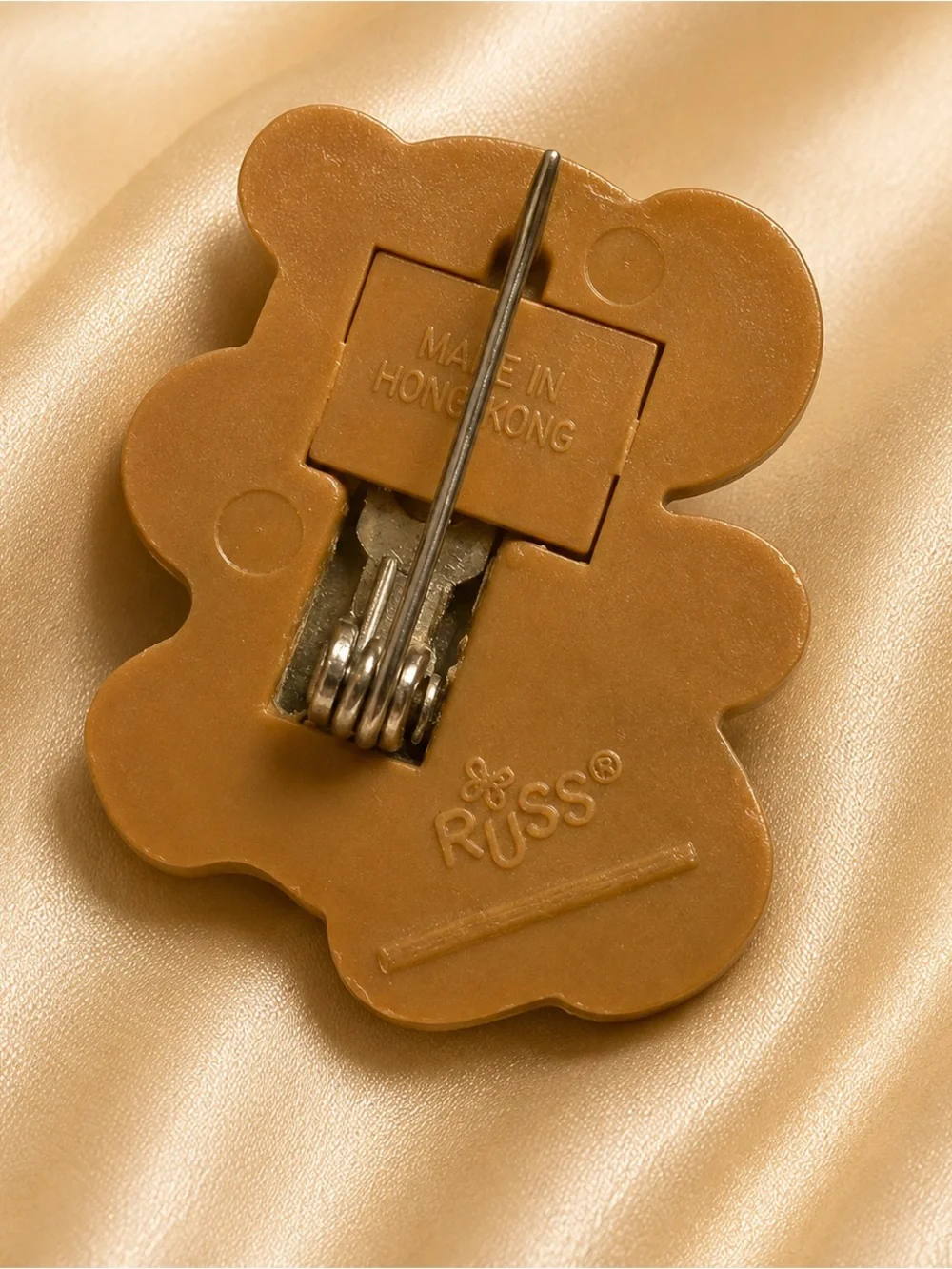 Vintage RUSS Teddy Bear Christmas Drummer Brooch Pin Hong Kong